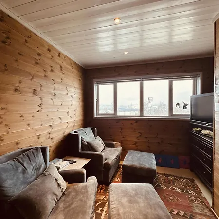 別荘 Familiehytte Med Fantastisk Beliggenhet I Vestlia
