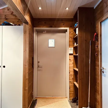 別荘 Familiehytte Med Fantastisk Beliggenhet I Vestlia ヤイロ