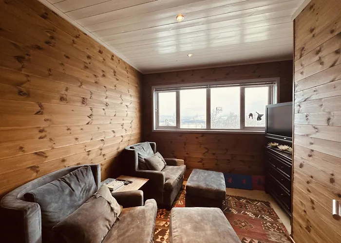 Сasa de vacaciones Familiehytte Med Fantastisk Beliggenhet I Vestlia